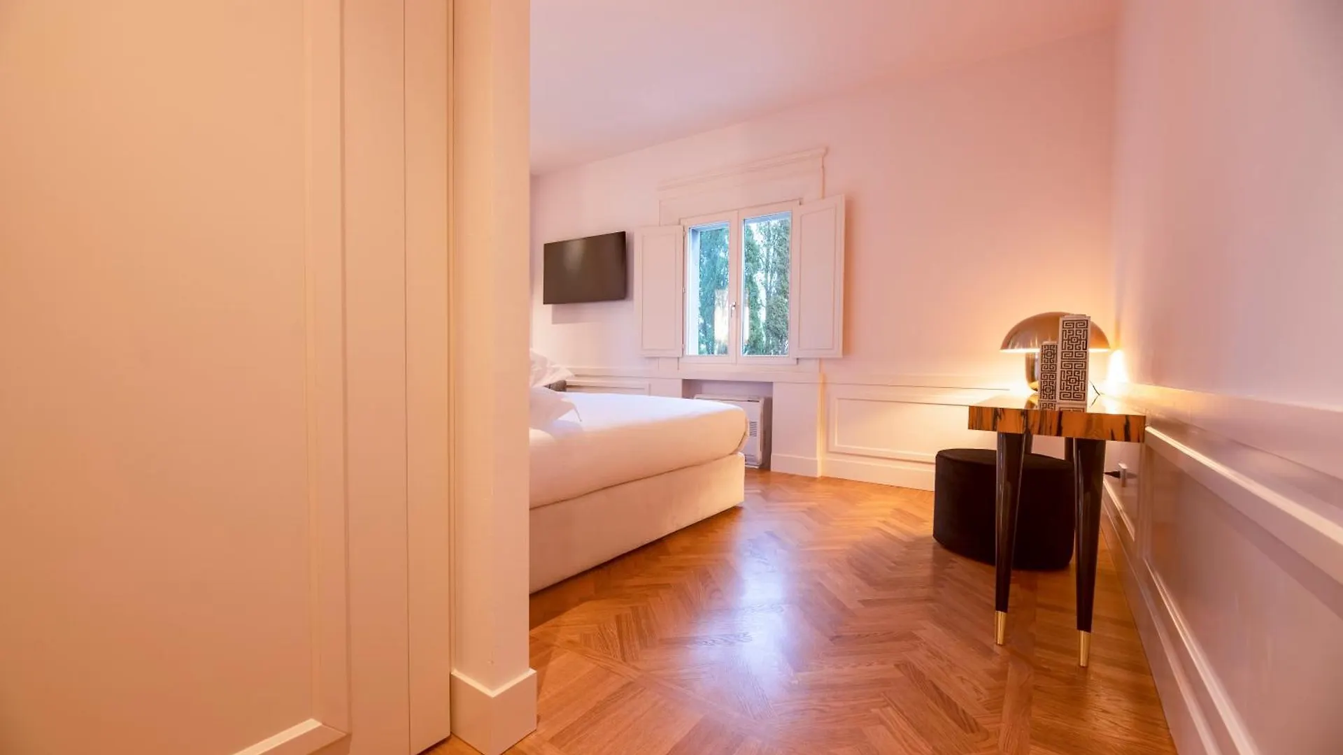 Boutique Hotel Villa Monty Banks Cesena